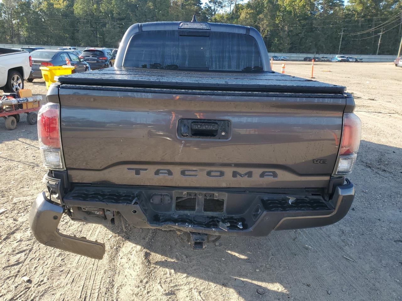 2023 Toyota Tacoma Double Cab - Image 6