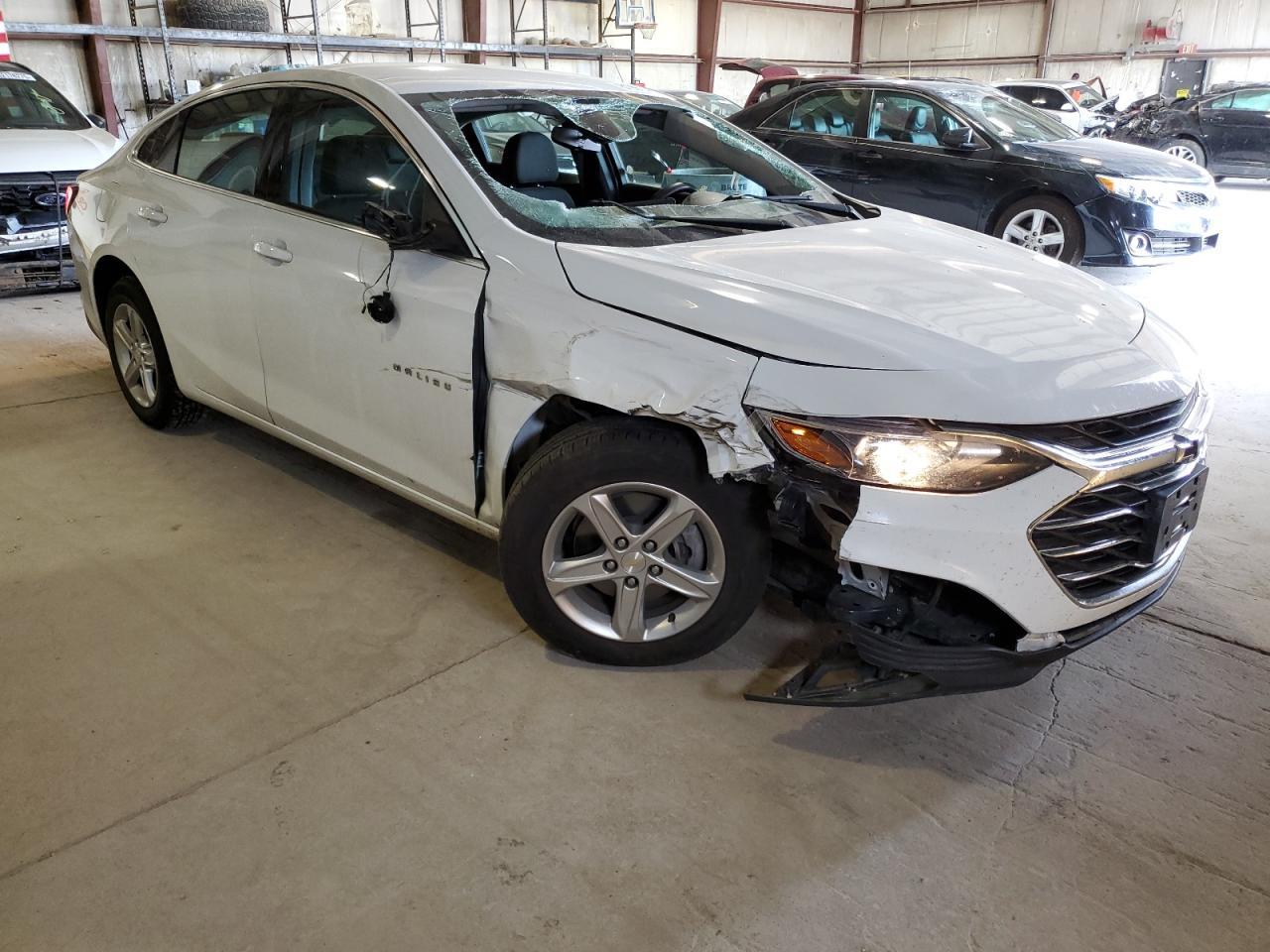 2022 Chevrolet Malibu Lt - Image 4