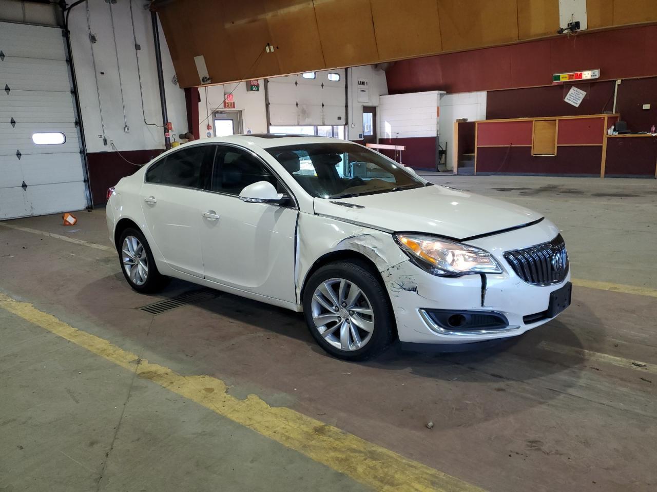 2015 Buick Regal Premium - Image 4