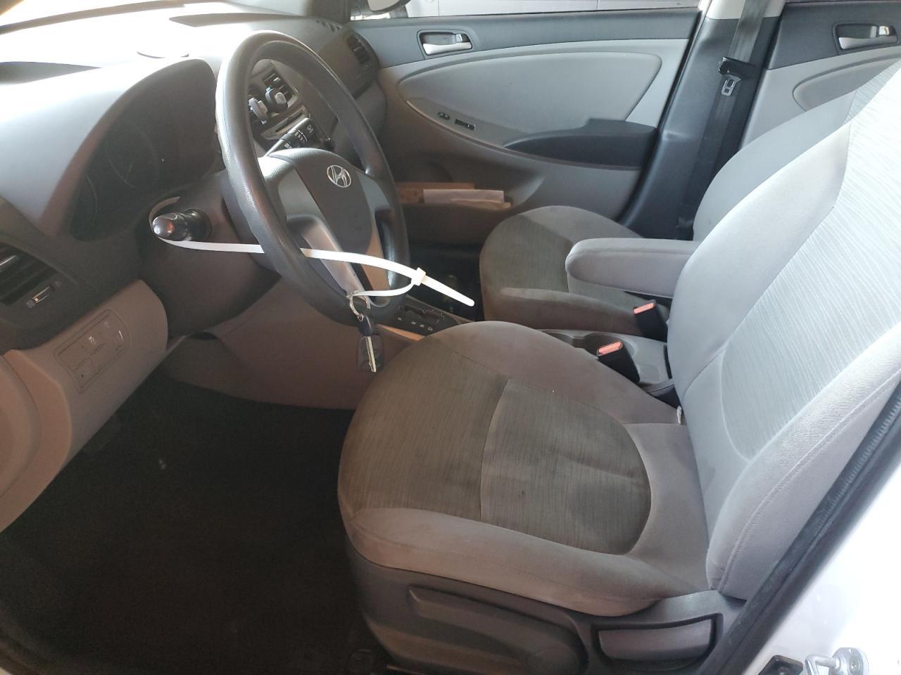 2016 Hyundai Accent Se - Фото 7