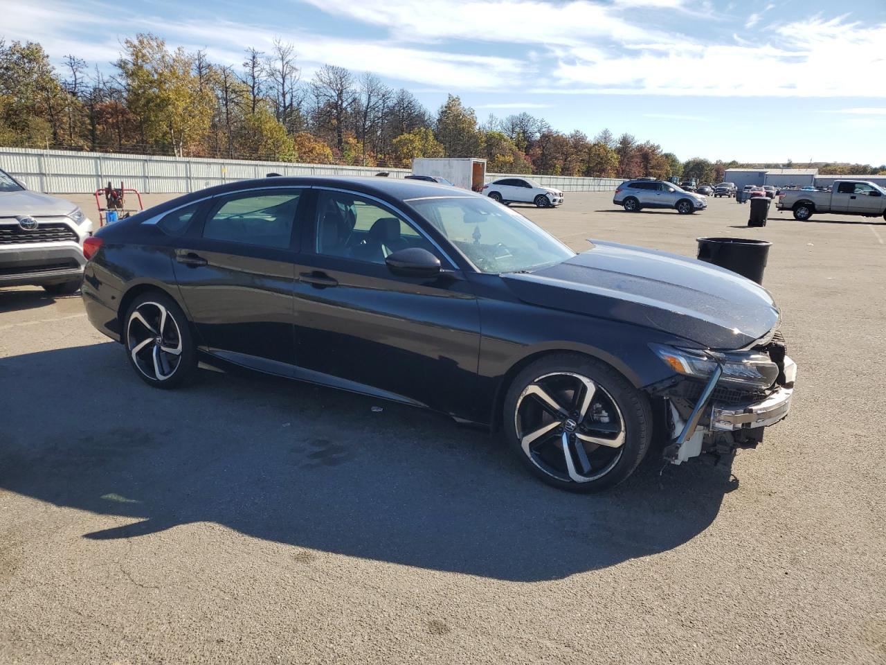 2022 Honda Accord Sport - Image 4