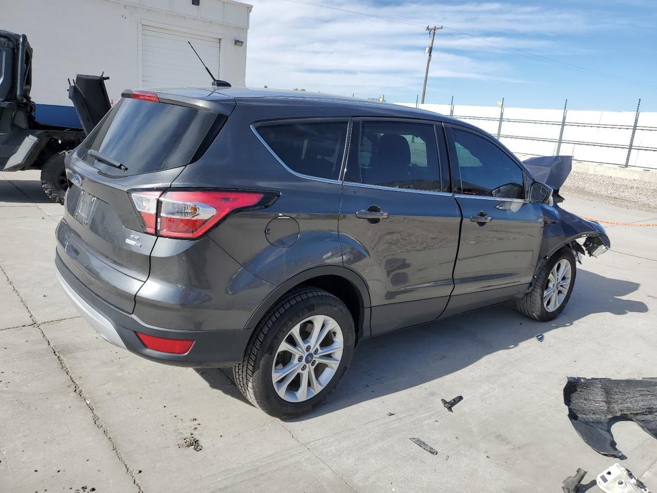 2017 Ford Escape Se - Image 3