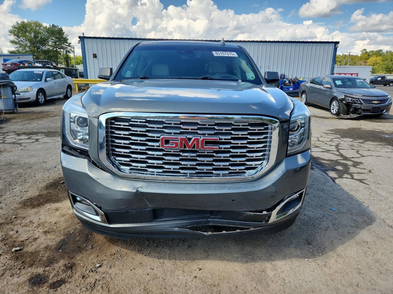 2018 GMC Yukon Denali - Фото 5