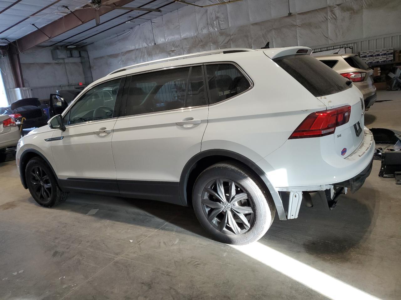 2024 Volkswagen Tiguan Se - Фото 2