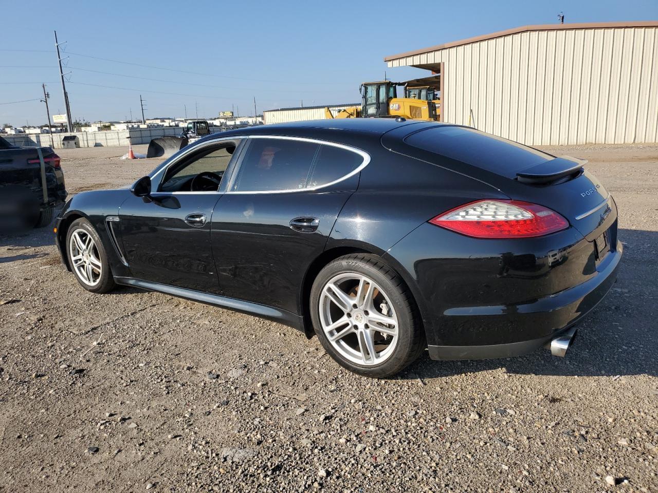 2011 Porsche Panamera S - Фото 2