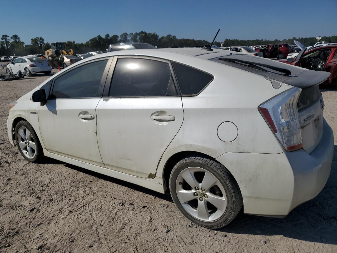 2010 Toyota Prius - Image 2