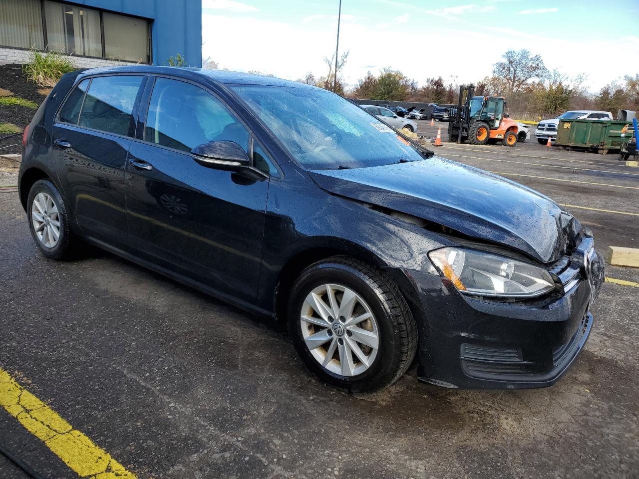 2016 Volkswagen Golf S/Se - Image 4