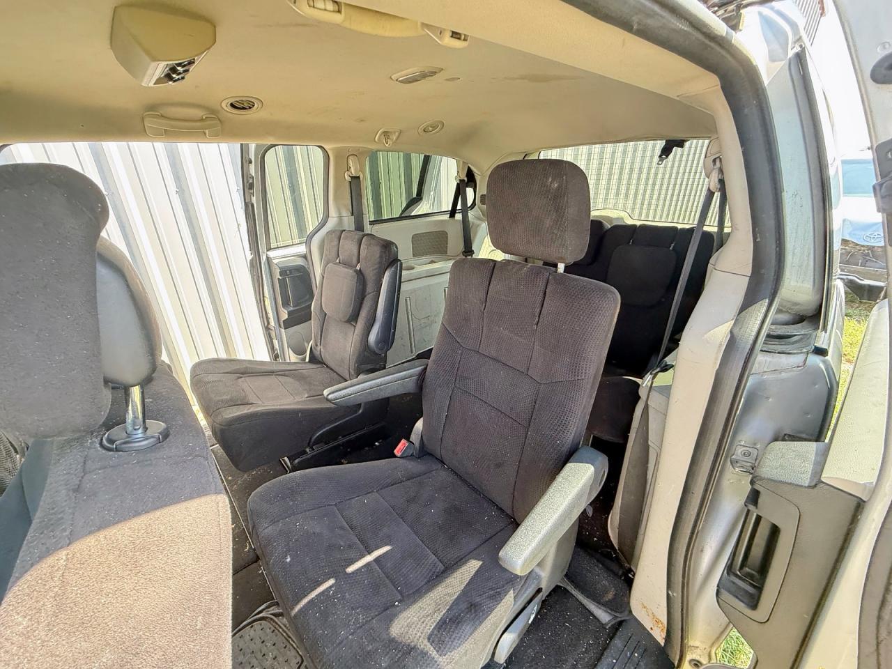 2011 Dodge Grand Caravan Mainstreet - Фото 6