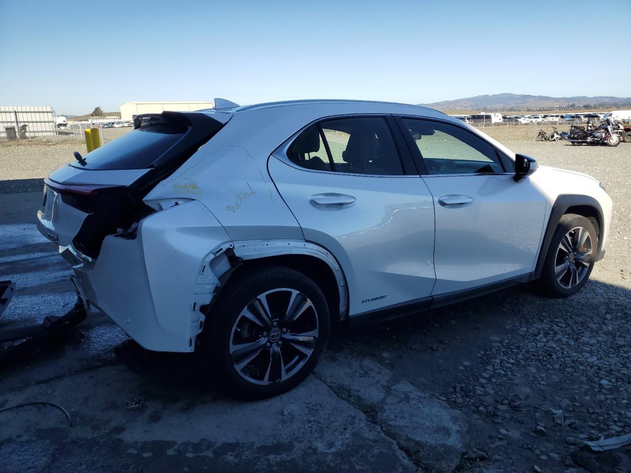 2021 Lexus Ux 250H - Фото 3