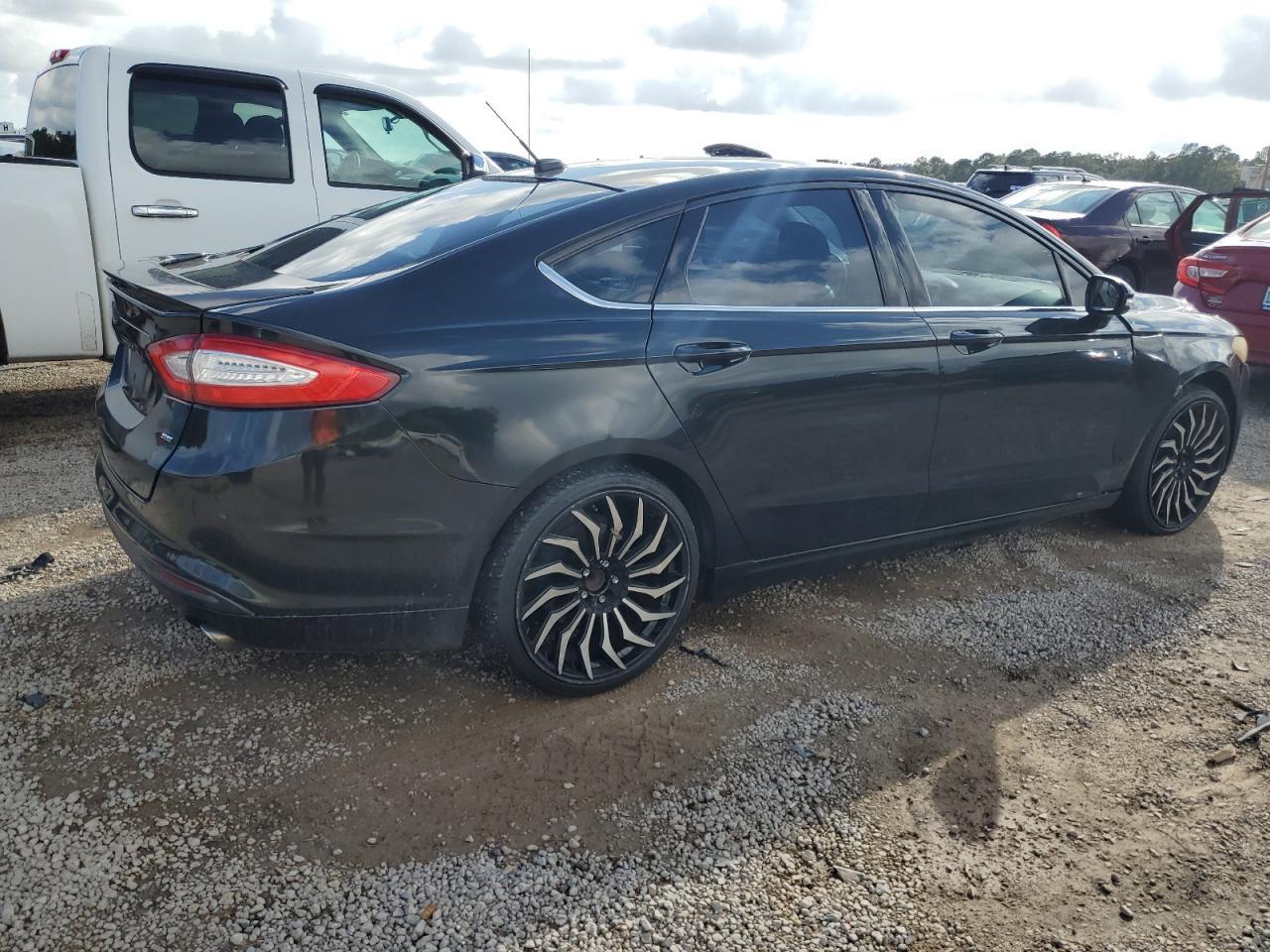 2013 Ford Fusion Se - Фото 3
