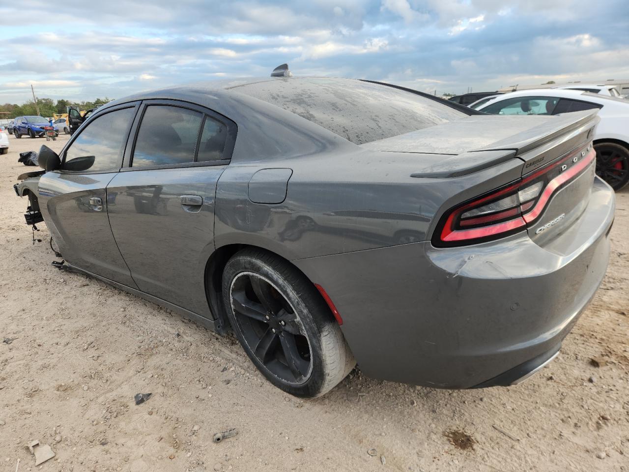 2018 Dodge Charger R/T - Image 2