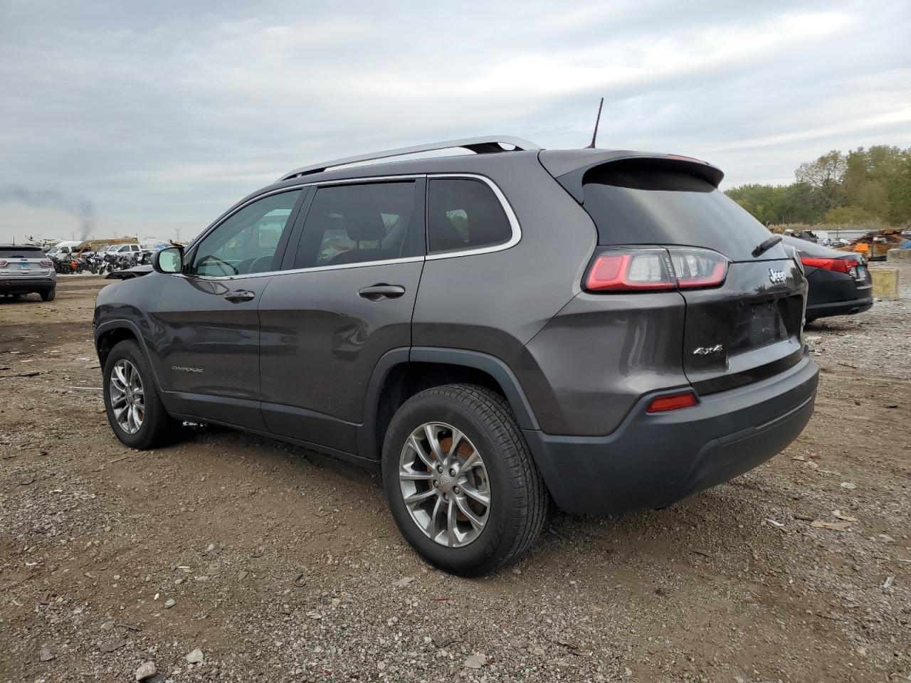 2019 Jeep Cherokee Latitude Plus - Фото 2