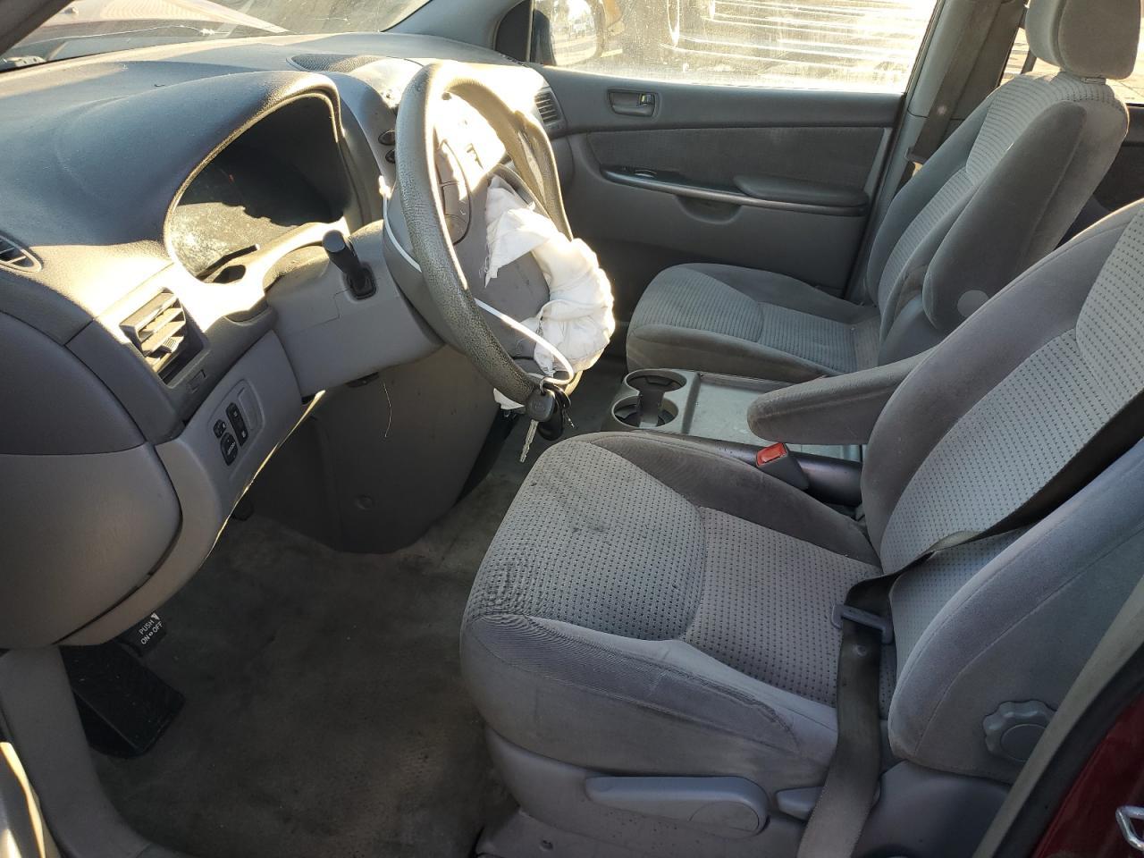 2006 Toyota Sienna Ce - Фото 7