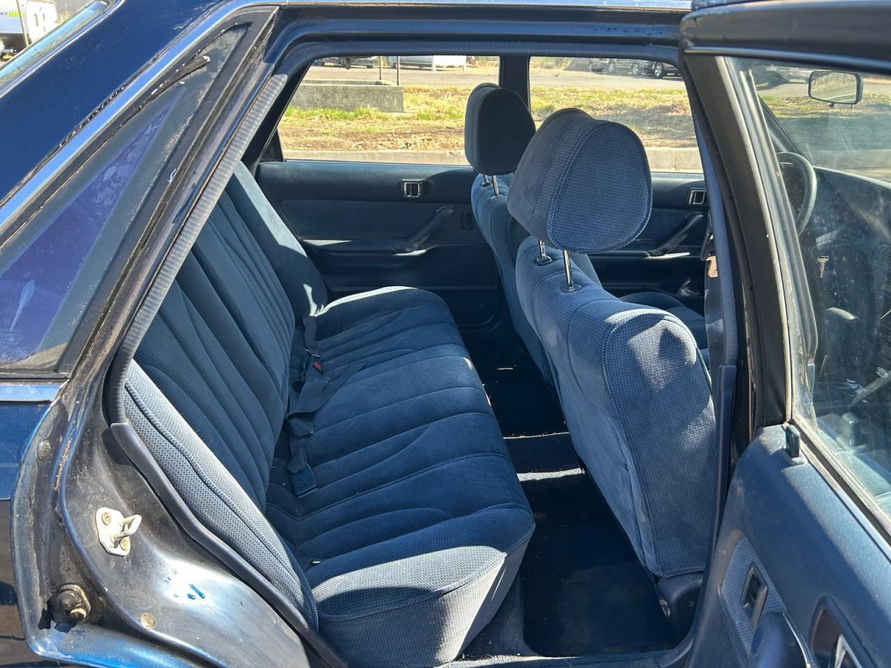 1987 Toyota Camry Le - Фото 6