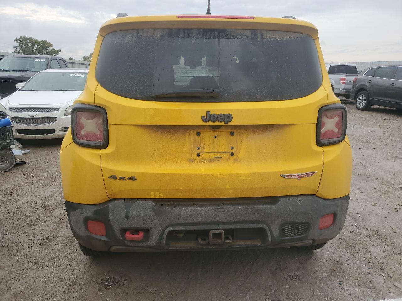 2017 Jeep Renegade Trailhawk - Image 6