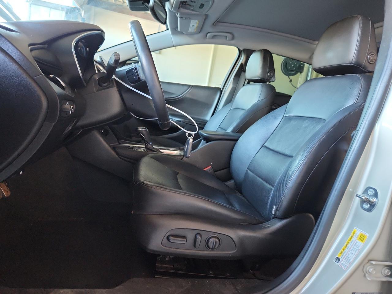 2016 Chevrolet Malibu Premier - Фото 7