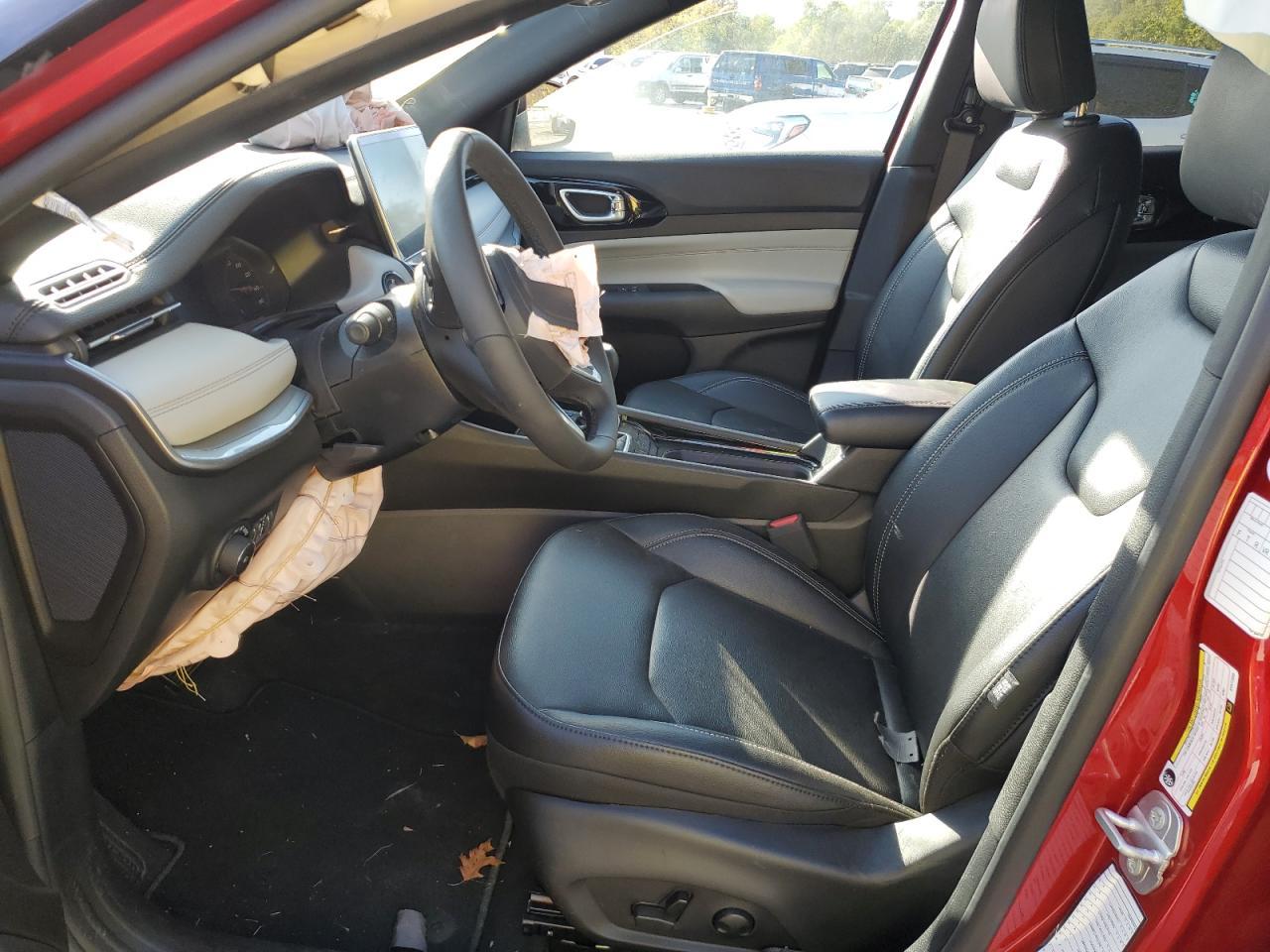 2025 Jeep Compass Limited - Фото 7