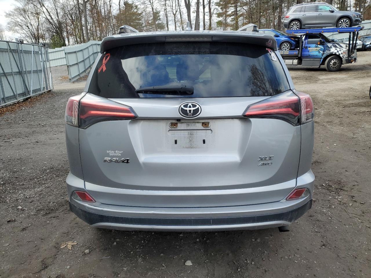2018 Toyota Rav4 Adventure - Фото 6