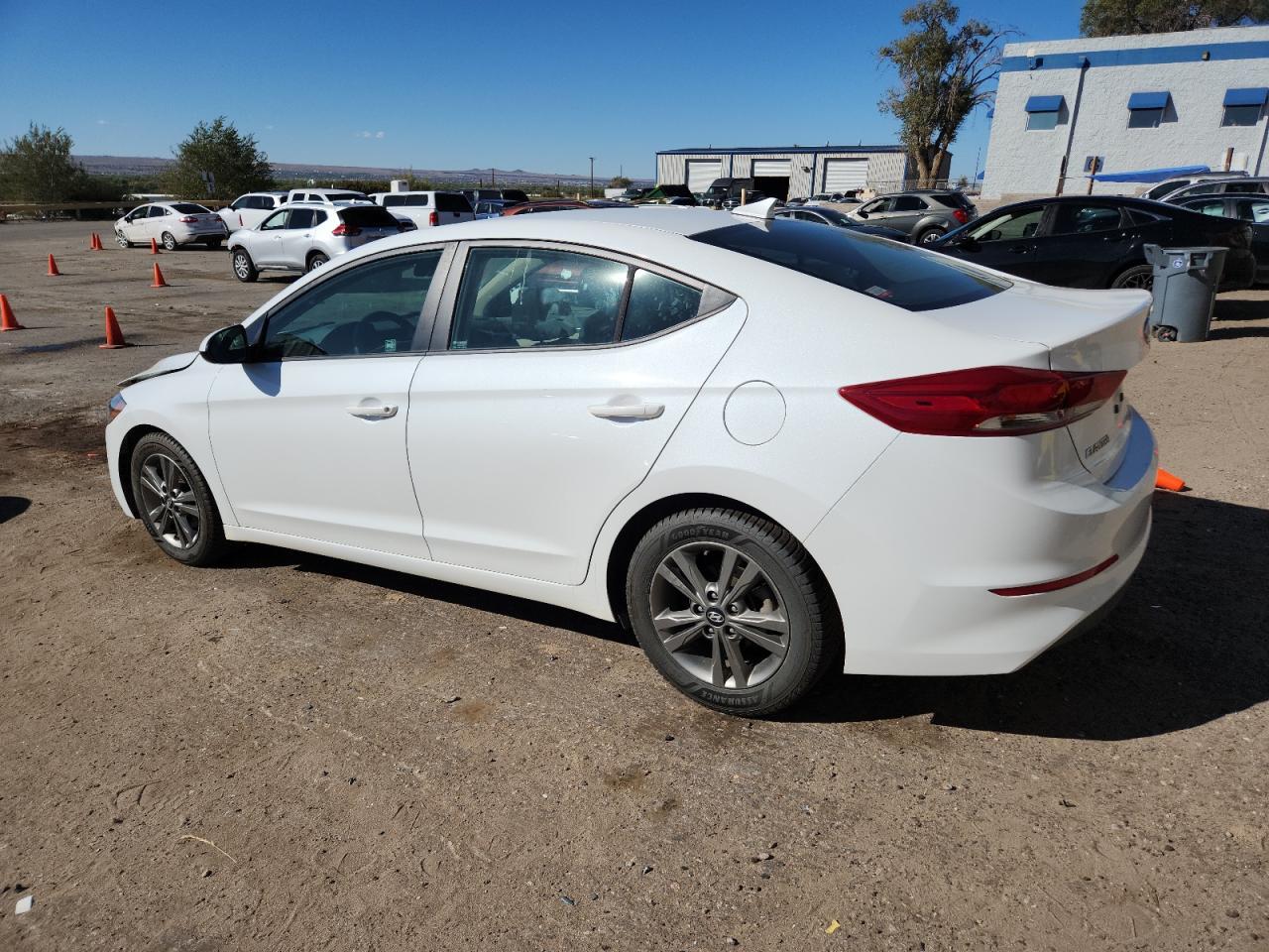2018 Hyundai Elantra Sel - Image 2