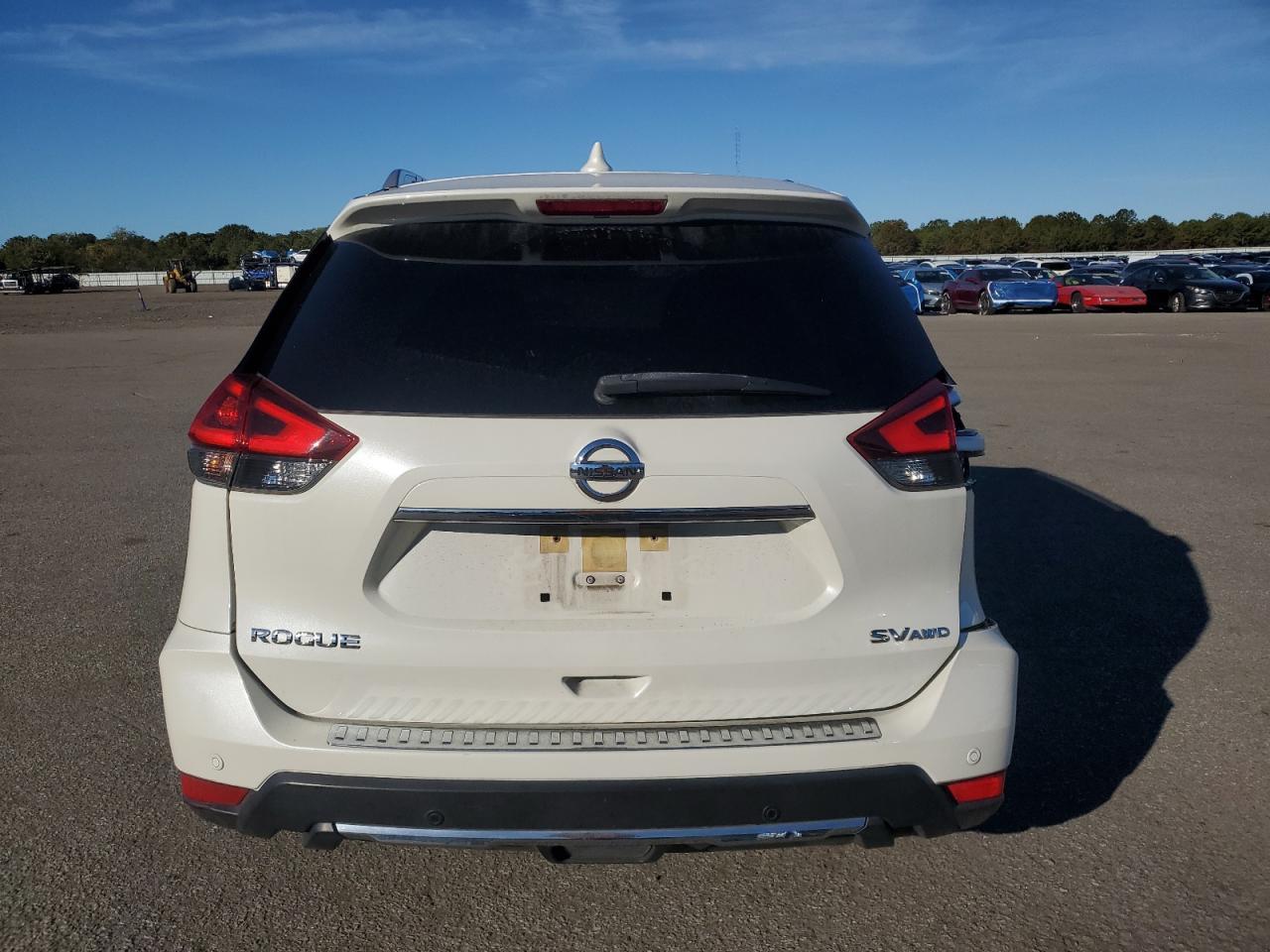 2019 Nissan Rogue S - Фото 6