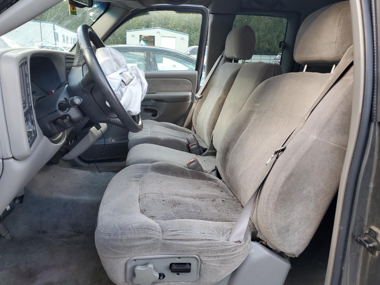 2000 Chevrolet Silverado K1500 - Image 7