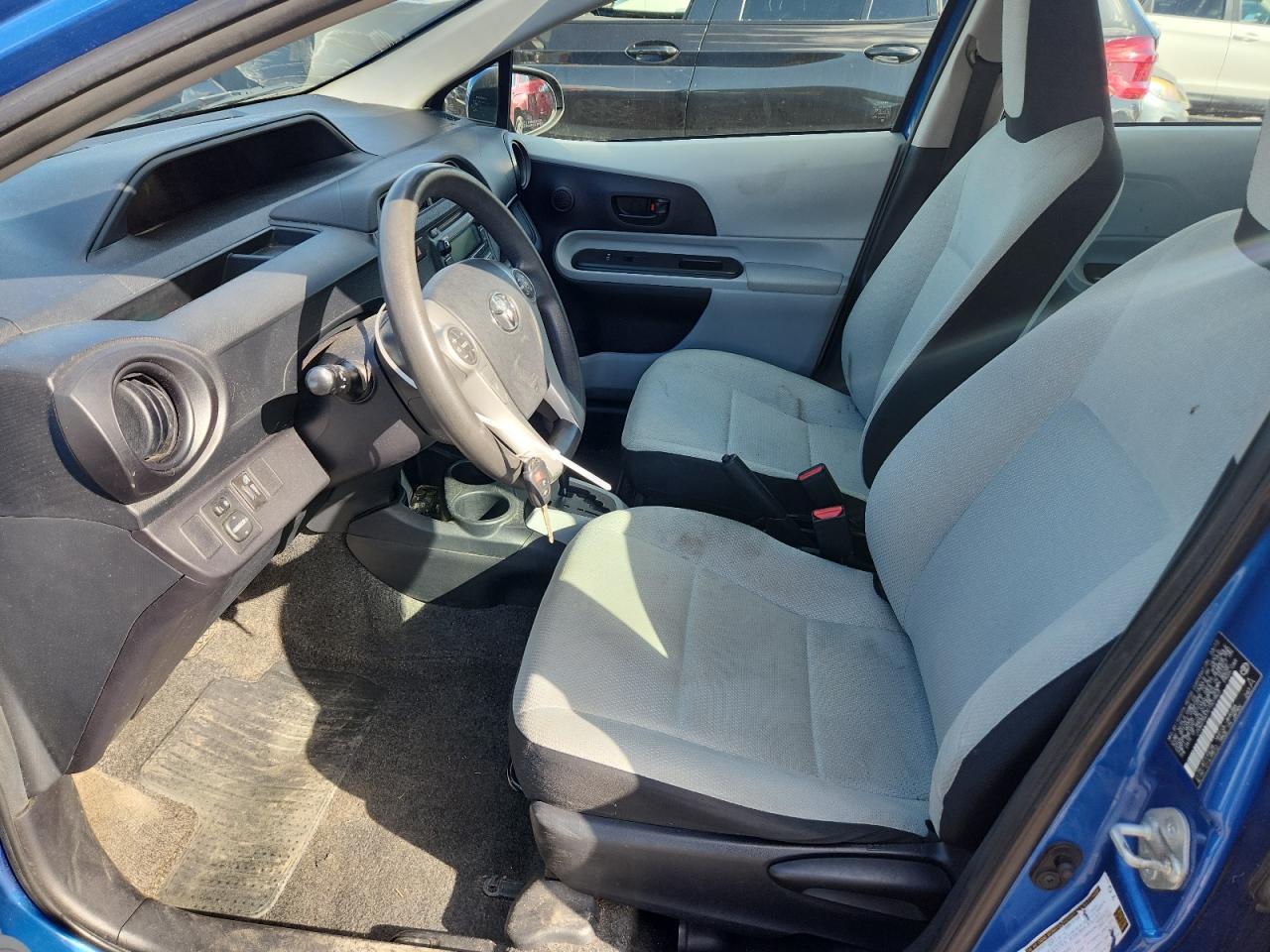 2012 Toyota Prius C One - Фото 7