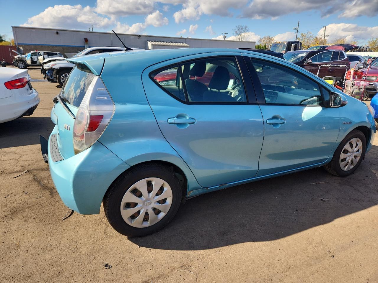 2012 Toyota Prius C - Фото 3