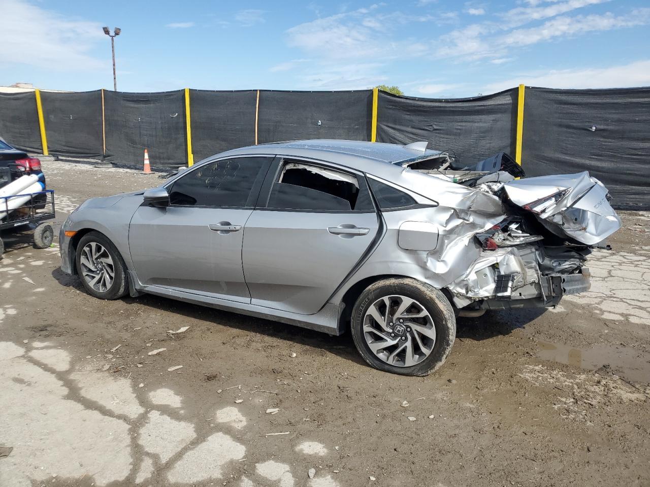 2018 Honda Civic Ex - Фото 2