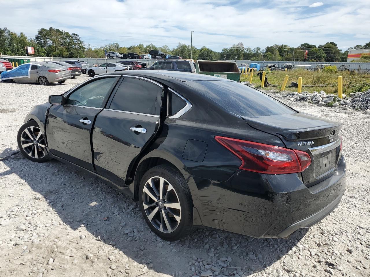 2017 Nissan Altima 2.5 - Image 2