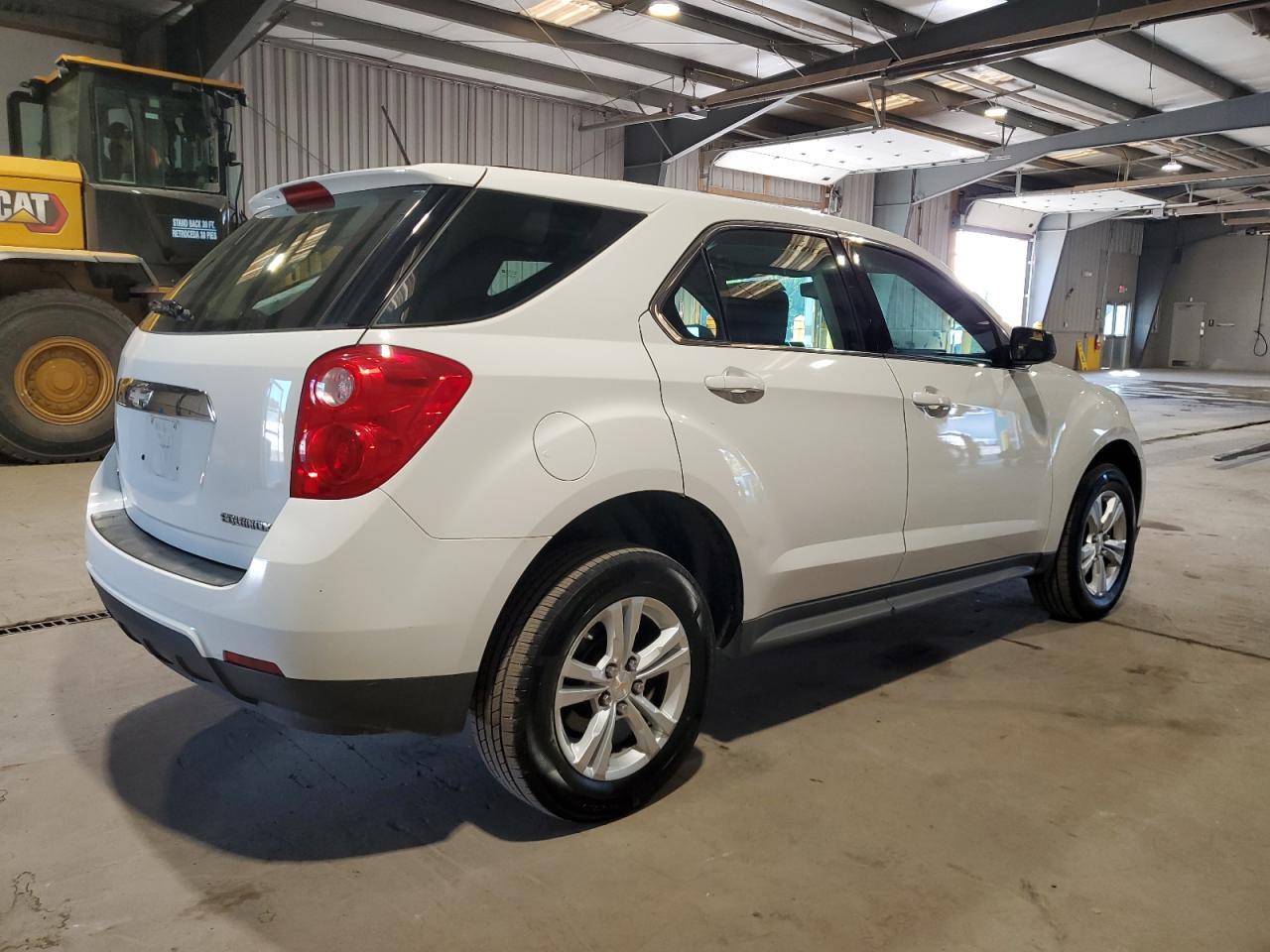 2015 Chevrolet Equinox Ls - Фото 3