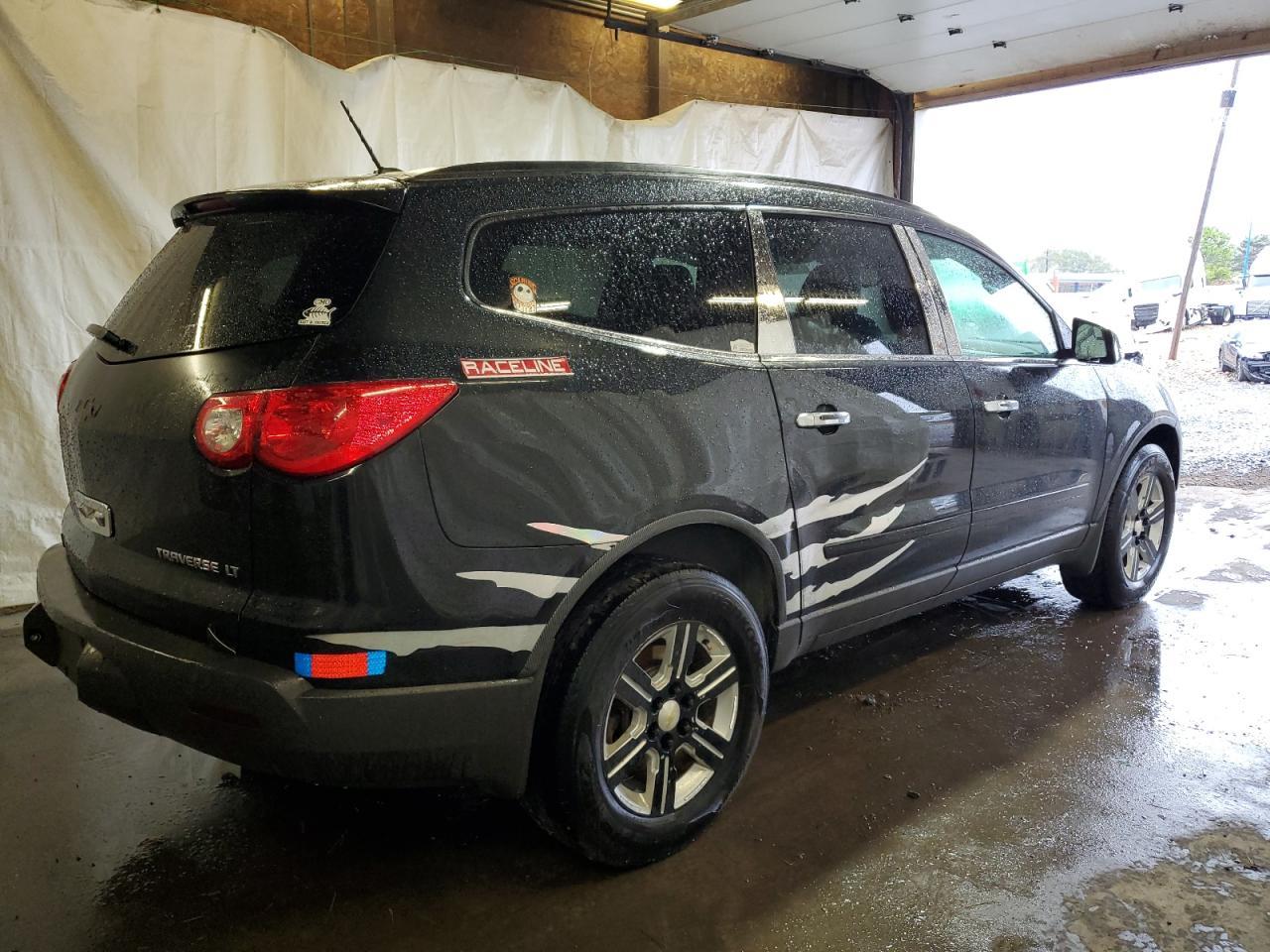 2011 Chevrolet Traverse Lt - Фото 3