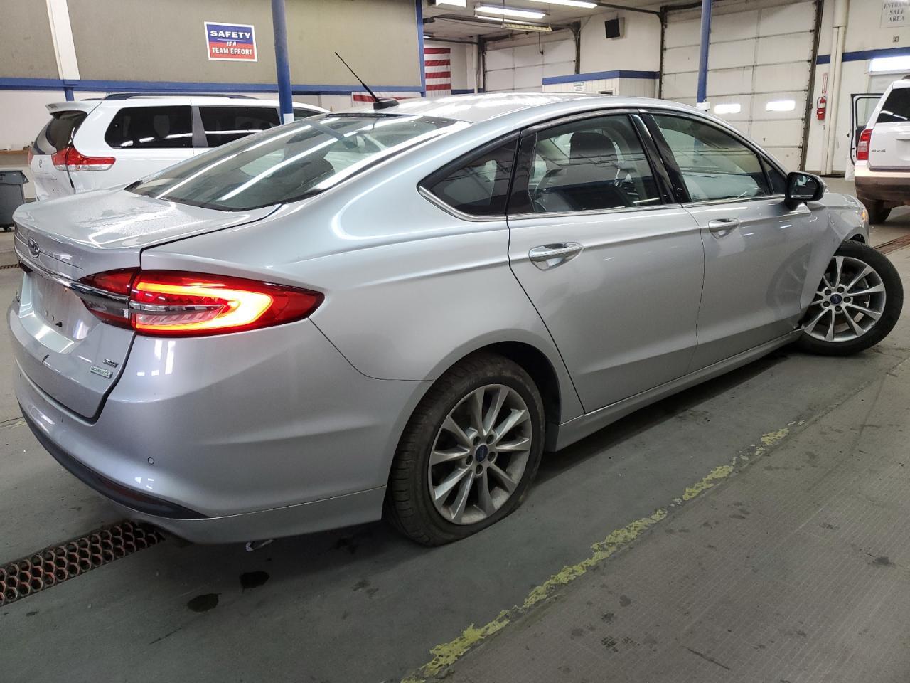 2017 Ford Fusion Se - Фото 3