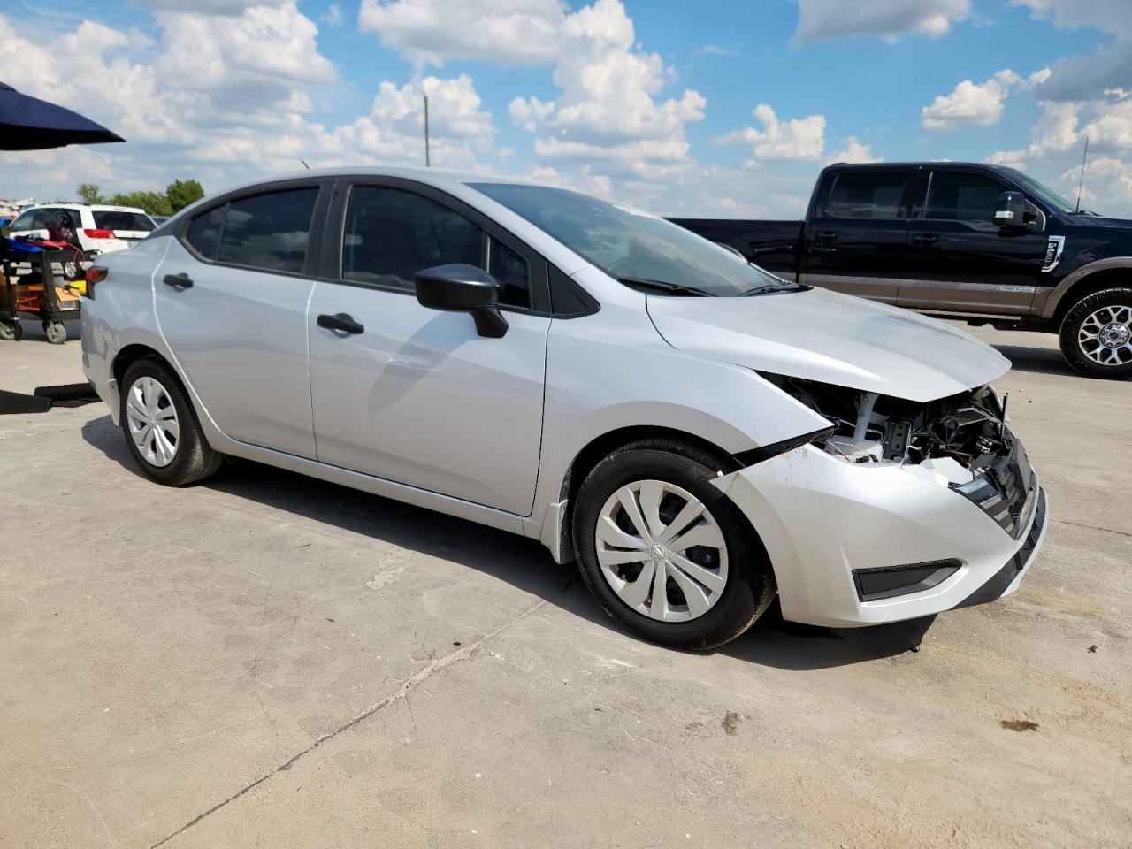 2024 Nissan Versa S - Фото 4