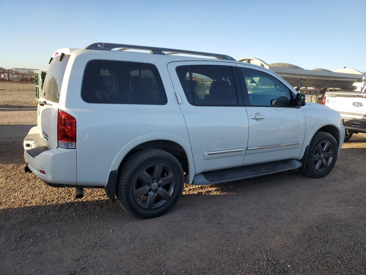 2014 Nissan Armada Platinum - Фото 3
