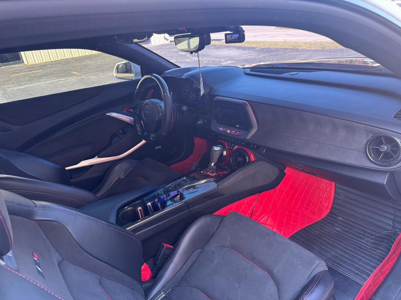 2019 Chevrolet Camaro Zl1 - Фото 5