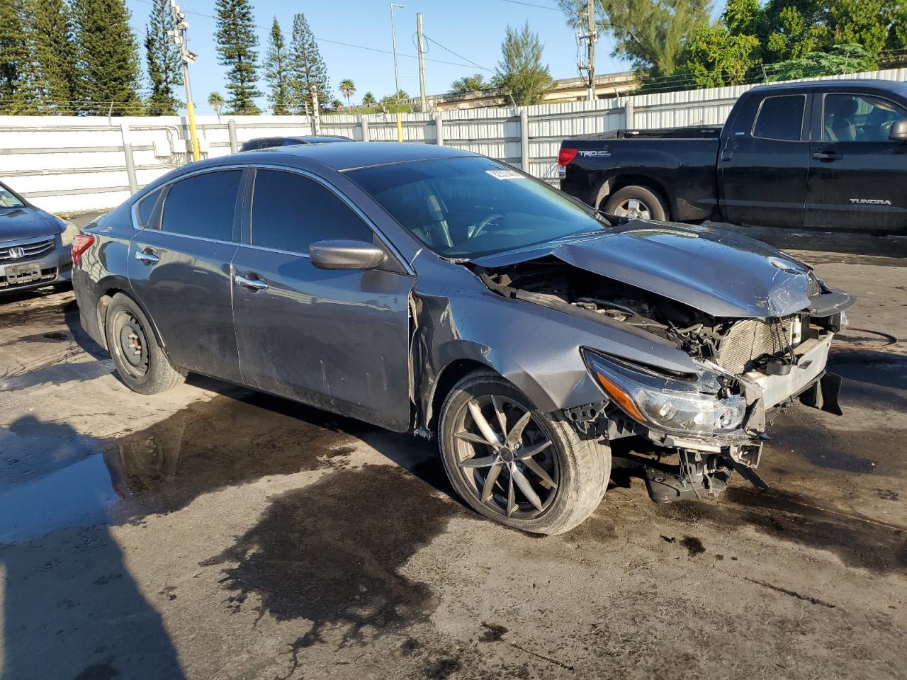 2016 Nissan Altima 2.5 - Фото 4