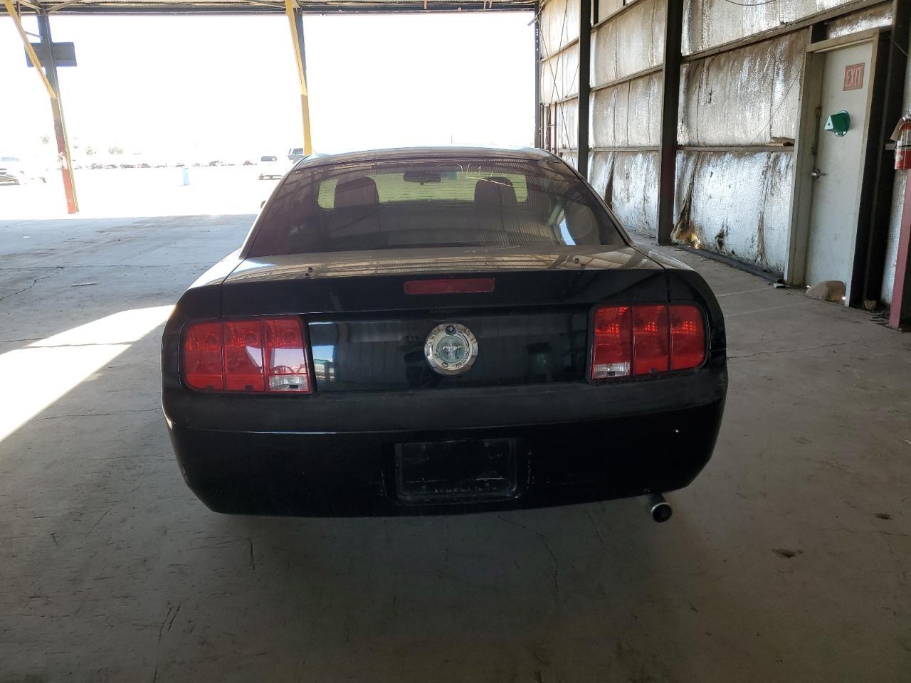 2007 Ford Mustang - Фото 6