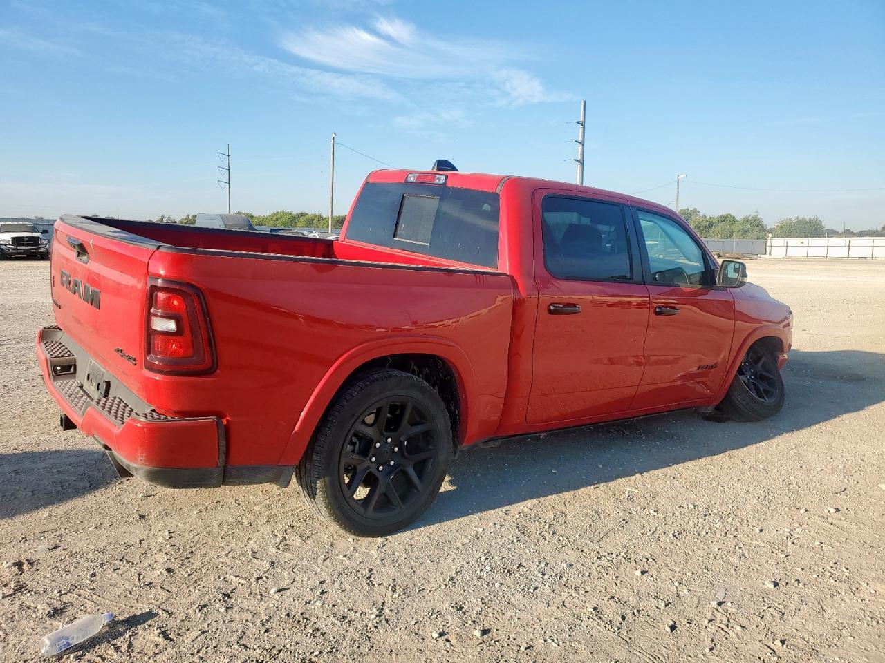 2025 Ram 1500 Laramie - Фото 3