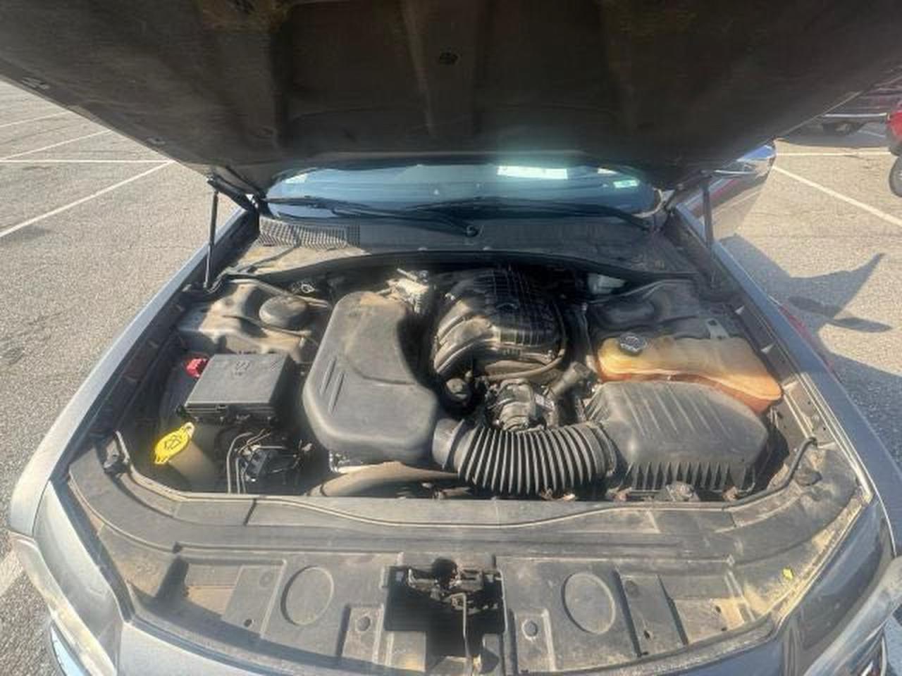 2012 Chrysler 300 Limited - Image 7