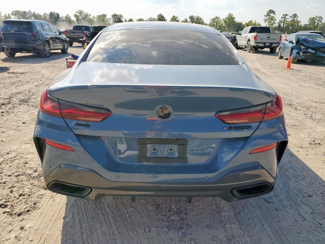 2022 BMW M850Xi - Фото 6