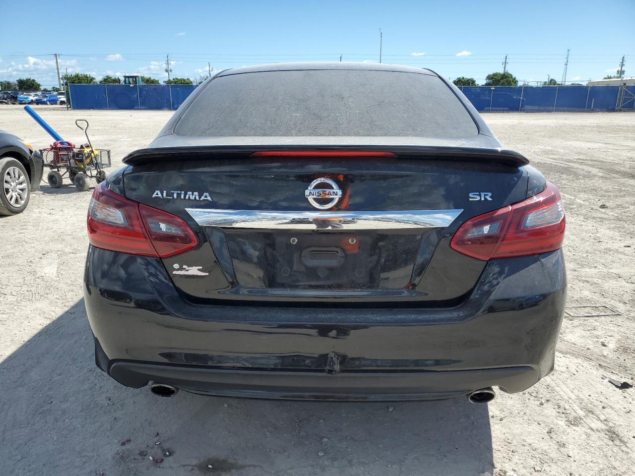 2017 Nissan Altima 2.5 - Фото 6