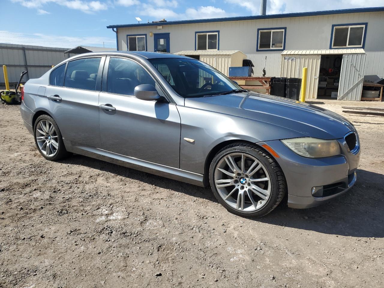 2011 BMW 328 I - Image 4