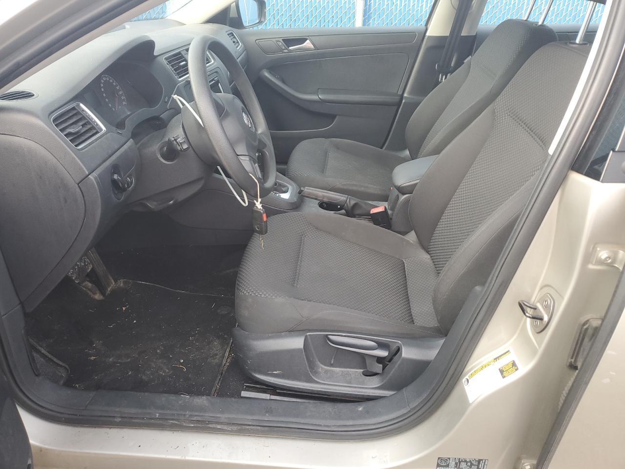 2014 Volkswagen Jetta Base - Image 7