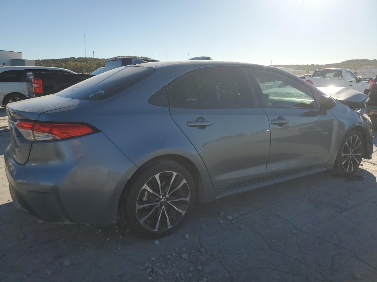 2020 Toyota Corolla Le - Фото 3