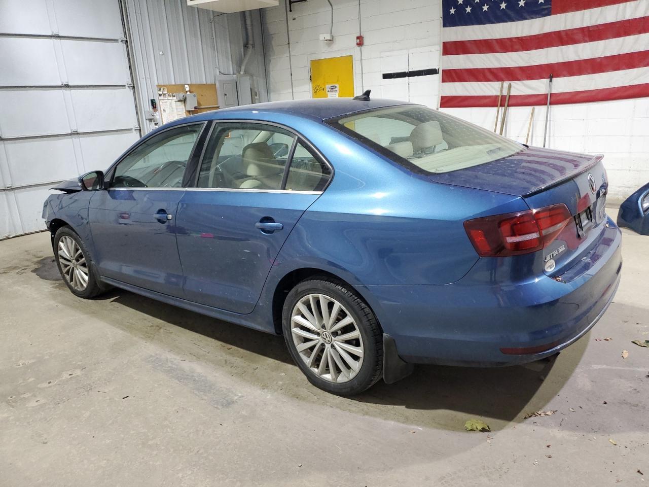 2016 Volkswagen Jetta Sel - Фото 2