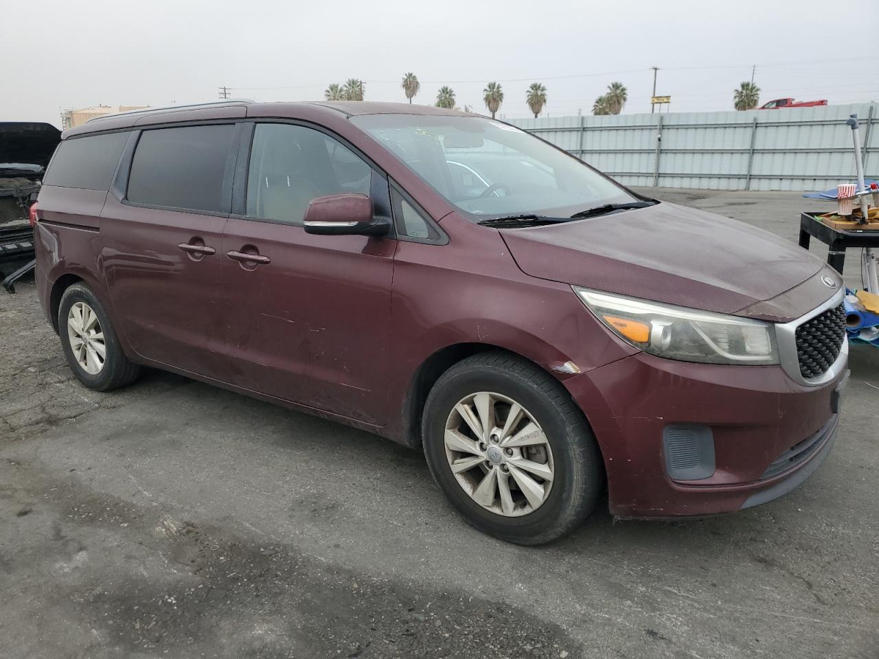 2016 Kia Sedona Lx - Фото 4