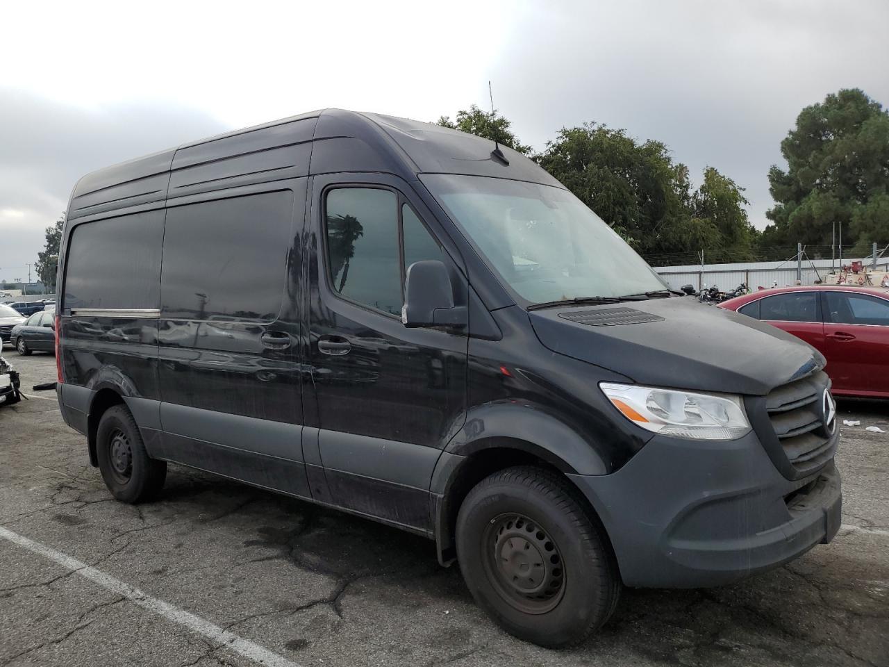 2024 Mercedes-Benz Sprinter 2500 - Image 4