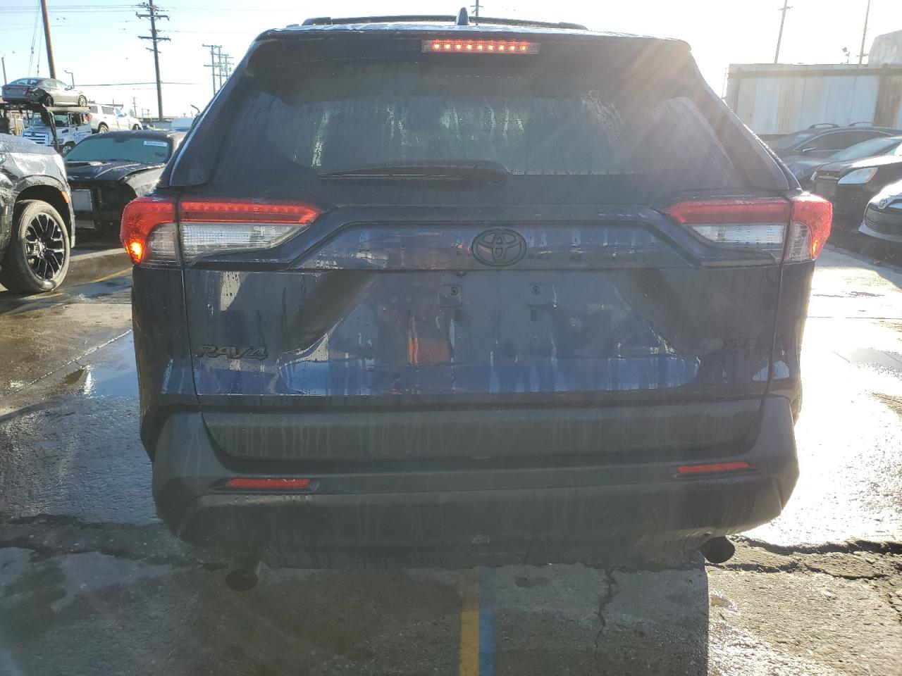 2024 Toyota Rav4 Xle Premium - Фото 6