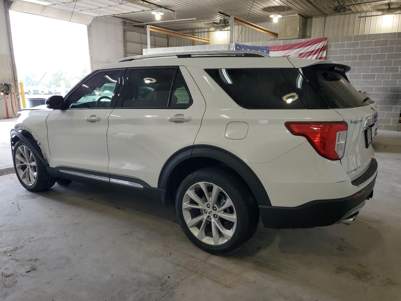 2023 Ford Explorer Platinum - Фото 2