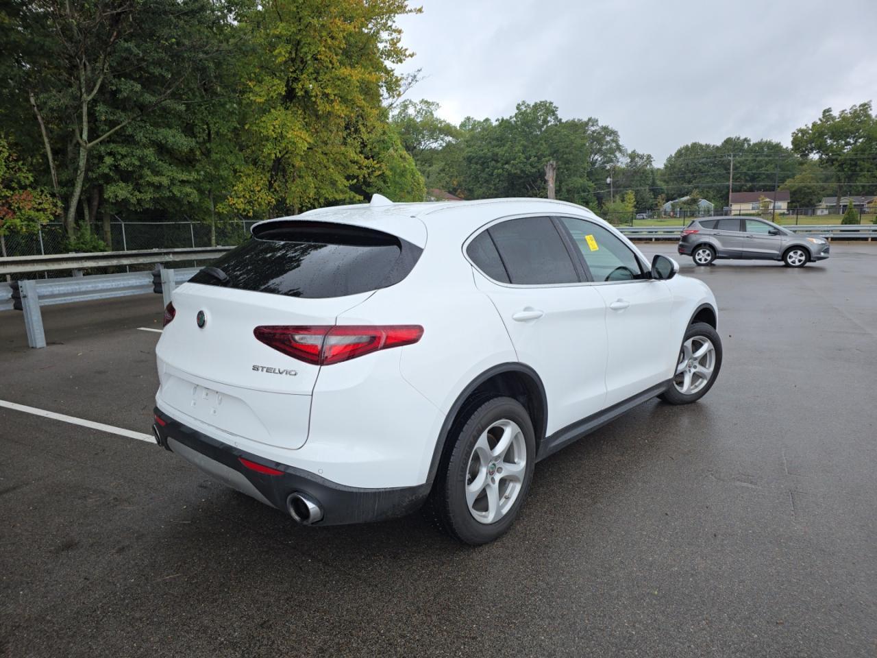 2019 Alfa Romeo Stelvio - Image 4